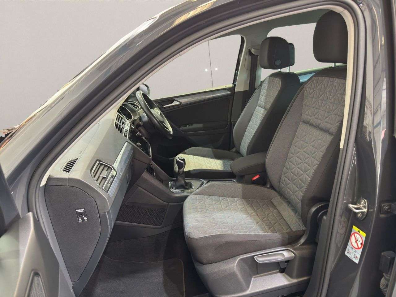 2021 VOLKSWAGEN TIGUAN 2021 VOLKSWAGEN TIGUAN
