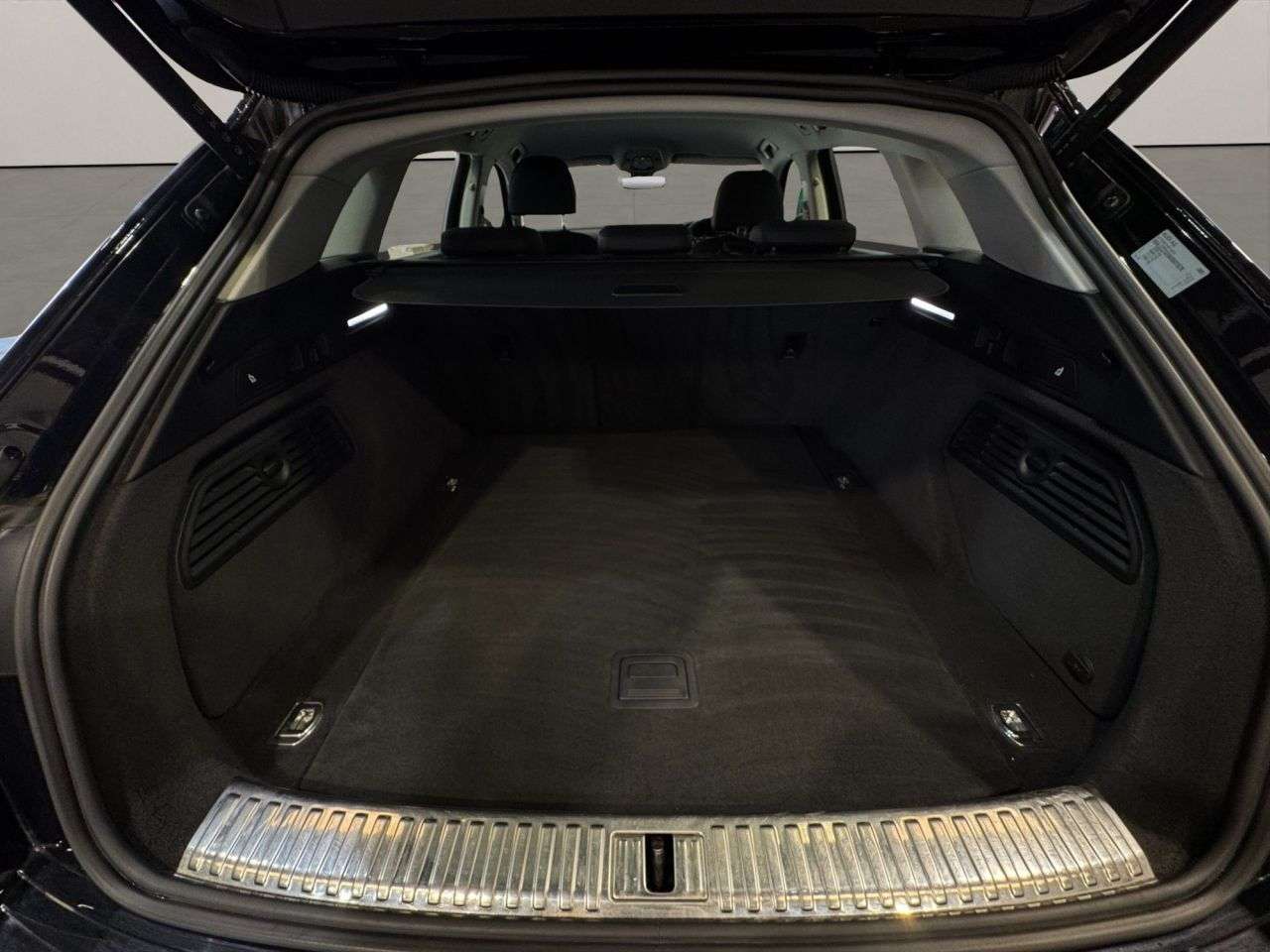 2020 AUDI E-TRON 2020 AUDI E-TRON