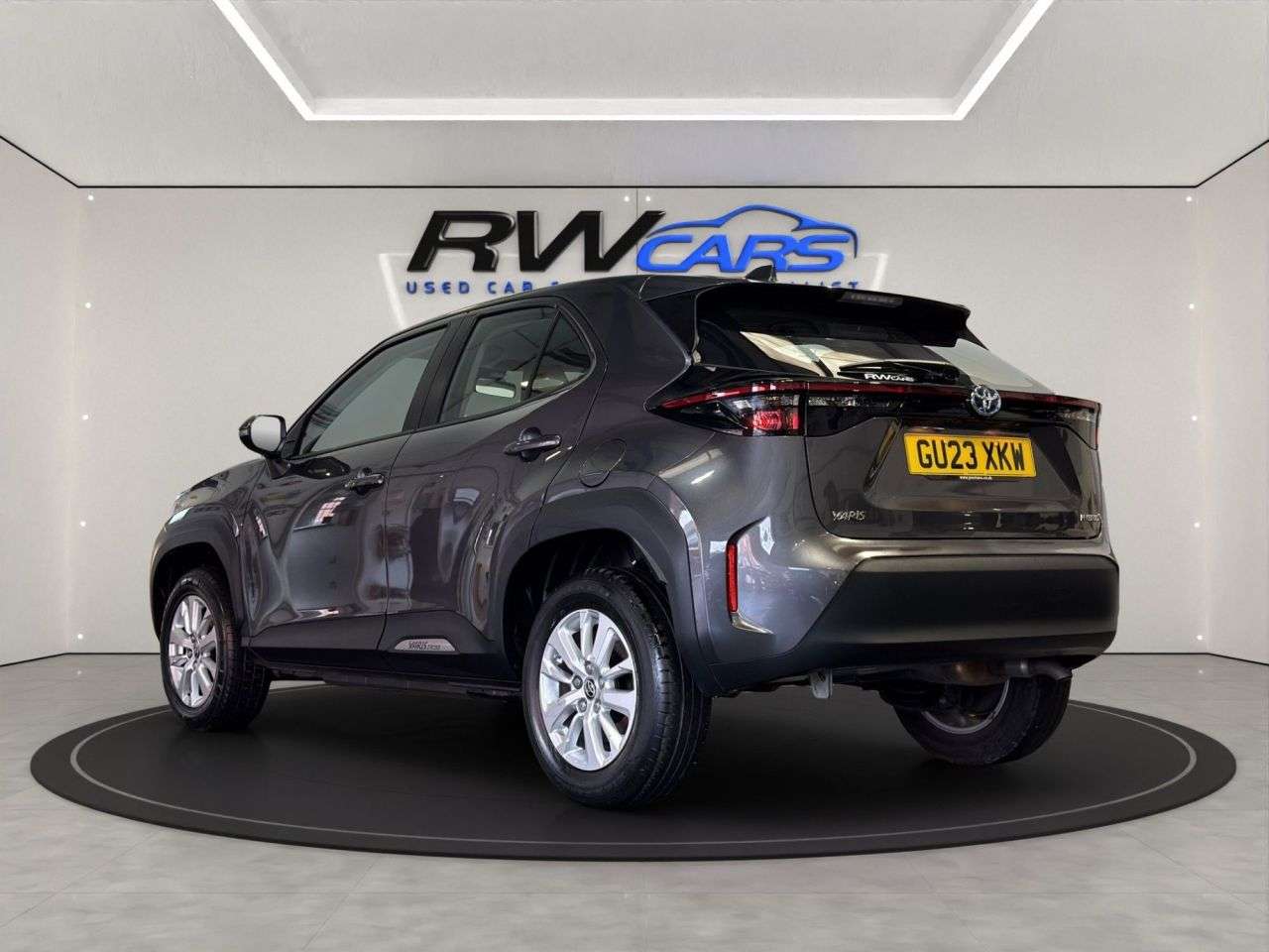 A 2023 TOYOTA YARIS CROSS 1.5 VVT-h Icon SUV 5dr Petrol Hybrid E-CVT Euro 6 (s/s) (116 ps) A 2023 TOYOTA YARIS CROSS 1.5 VVT-h Icon SUV 5dr Petrol Hybrid E-CVT Euro 6 (s/s) (116 ps)