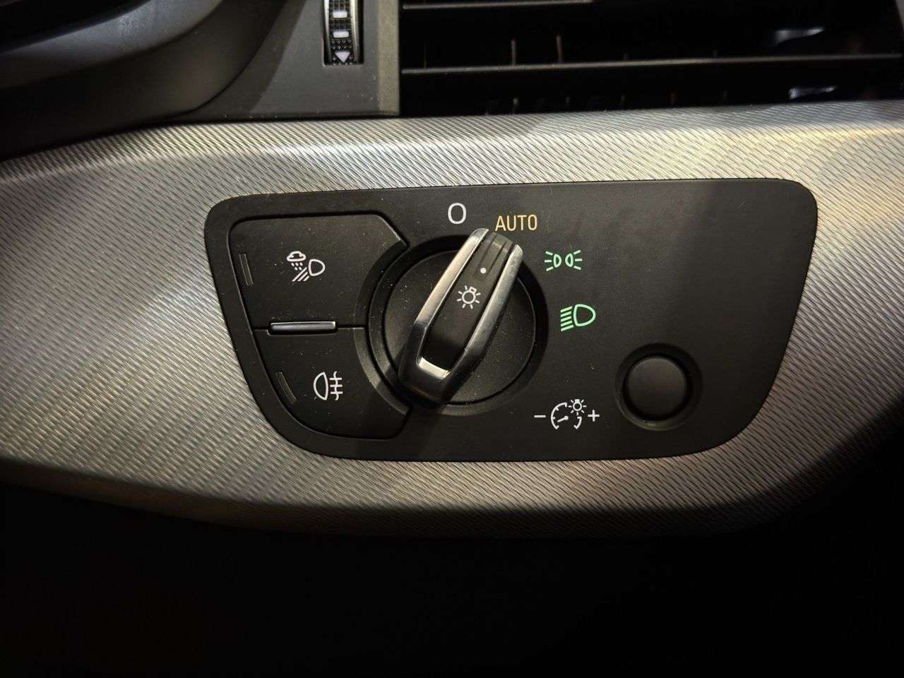 2022 AUDI A4 2022 AUDI A4