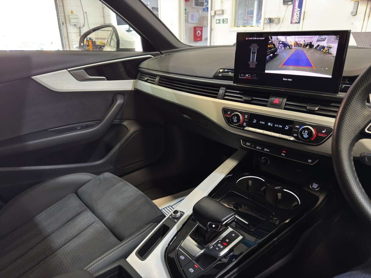 2023 AUDI A4 AVANT 2023 AUDI A4 AVANT