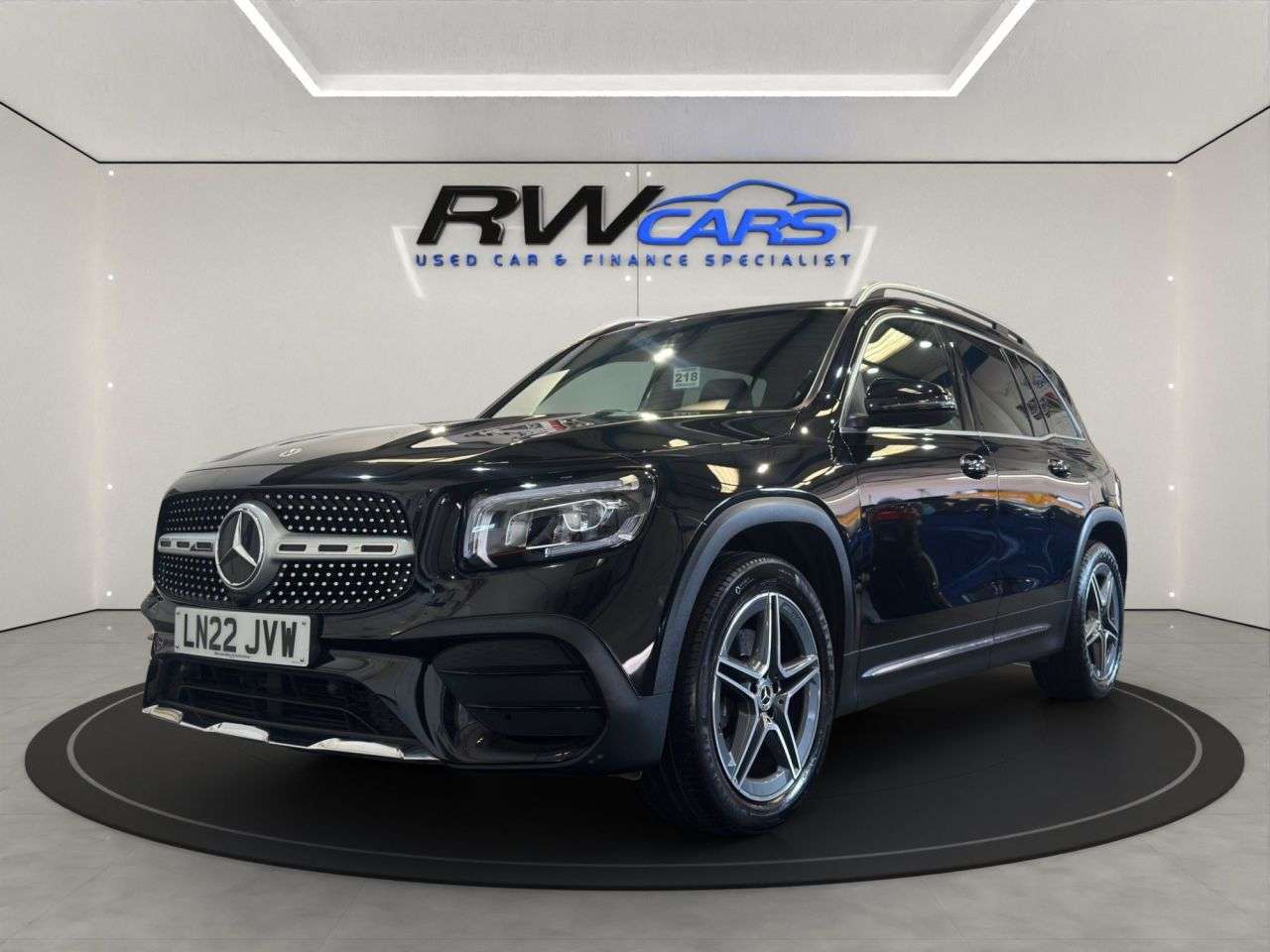 A 2022 MERCEDES-BENZ GLB 1.3 GLB200 AMG Line SUV 5dr Petrol 7G-DCT Euro 6 (s/s) (163 ps) A 2022 MERCEDES-BENZ GLB 1.3 GLB200 AMG Line SUV 5dr Petrol 7G-DCT Euro 6 (s/s) (163 ps)