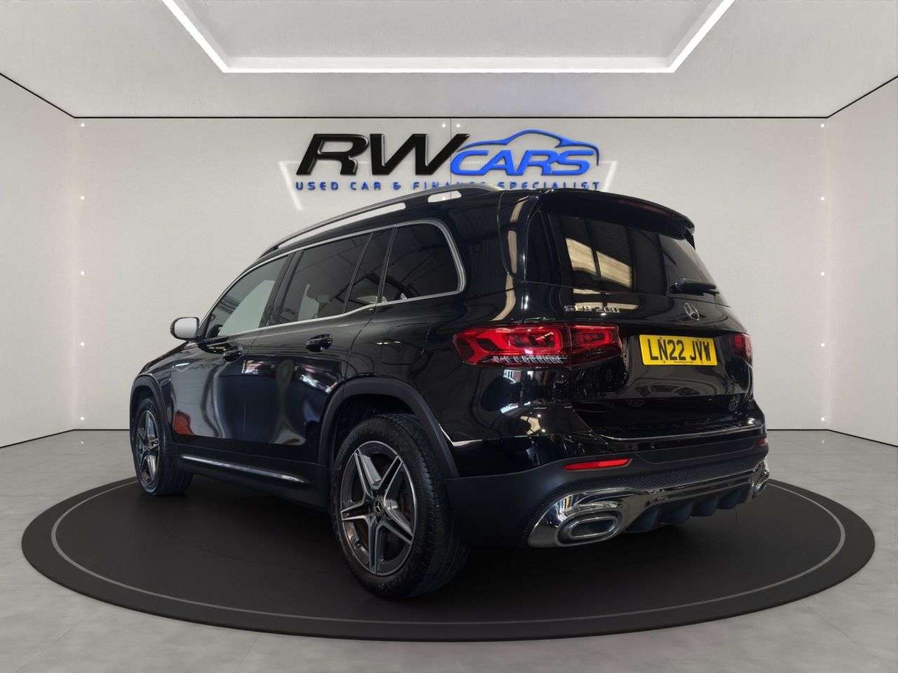 A 2022 MERCEDES-BENZ GLB 1.3 GLB200 AMG Line SUV 5dr Petrol 7G-DCT Euro 6 (s/s) (163 ps) A 2022 MERCEDES-BENZ GLB 1.3 GLB200 AMG Line SUV 5dr Petrol 7G-DCT Euro 6 (s/s) (163 ps)