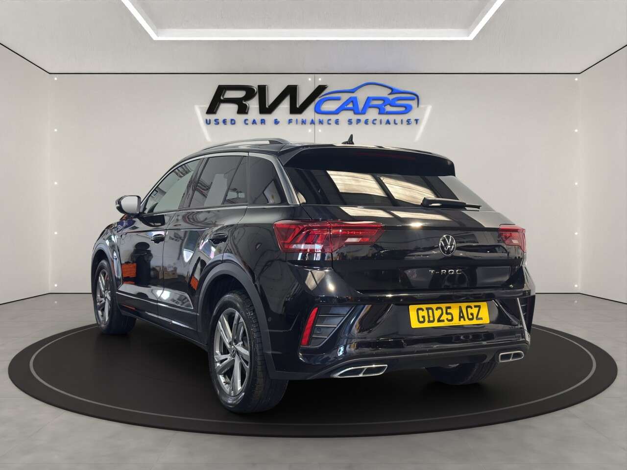 A 2025 VOLKSWAGEN T-ROC 1.5 TSI R-Line SUV 5dr Petrol DSG Euro 6 (s/s) (150 ps) A 2025 VOLKSWAGEN T-ROC 1.5 TSI R-Line SUV 5dr Petrol DSG Euro 6 (s/s) (150 ps)