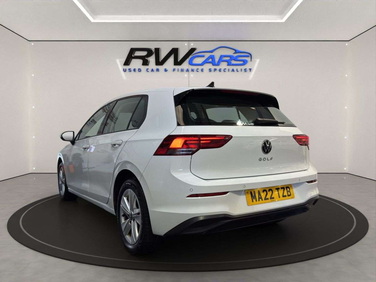 A 2022 VOLKSWAGEN GOLF 1.5 TSI Life Hatchback 5dr Petrol Manual Euro 6 (s/s) (150 ps) A 2022 VOLKSWAGEN GOLF 1.5 TSI Life Hatchback 5dr Petrol Manual Euro 6 (s/s) (150 ps)