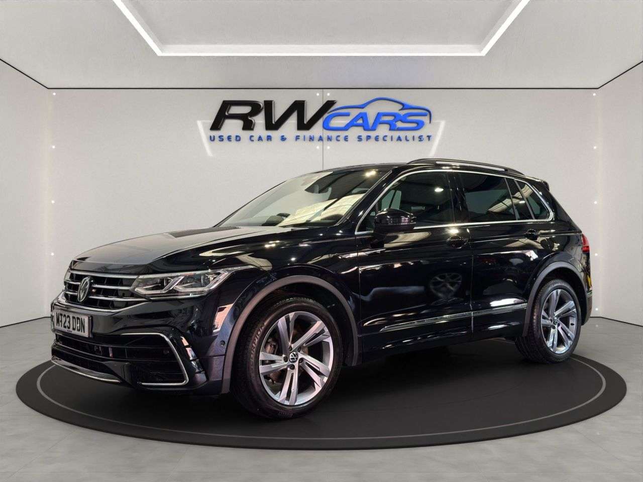 A 2023 VOLKSWAGEN TIGUAN 1.5 TSI R-Line Edition SUV 5dr Petrol DSG Euro 6 (s/s) (150 ps) A 2023 VOLKSWAGEN TIGUAN 1.5 TSI R-Line Edition SUV 5dr Petrol DSG Euro 6 (s/s) (150 ps)