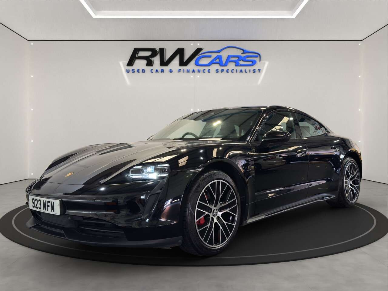 A 2021 PORSCHE TAYCAN Performance 79.2kWh 4S Saloon 4dr Electric Auto 4WD (11kW Charger) (530 ps) A 2021 PORSCHE TAYCAN Performance 79.2kWh 4S Saloon 4dr Electric Auto 4WD (11kW Charger) (530 ps)