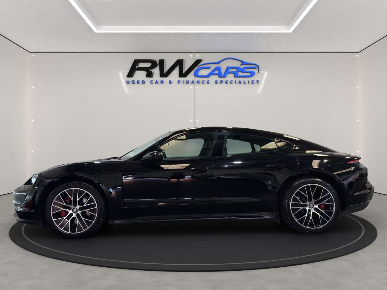 A 2021 PORSCHE TAYCAN Performance 79.2kWh 4S Saloon 4dr Electric Auto 4WD (11kW Charger) (530 ps) A 2021 PORSCHE TAYCAN Performance 79.2kWh 4S Saloon 4dr Electric Auto 4WD (11kW Charger) (530 ps)