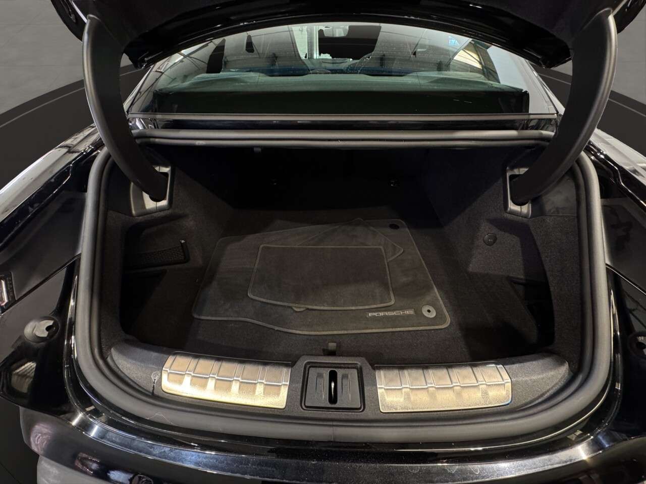 2021 PORSCHE TAYCAN 2021 PORSCHE TAYCAN