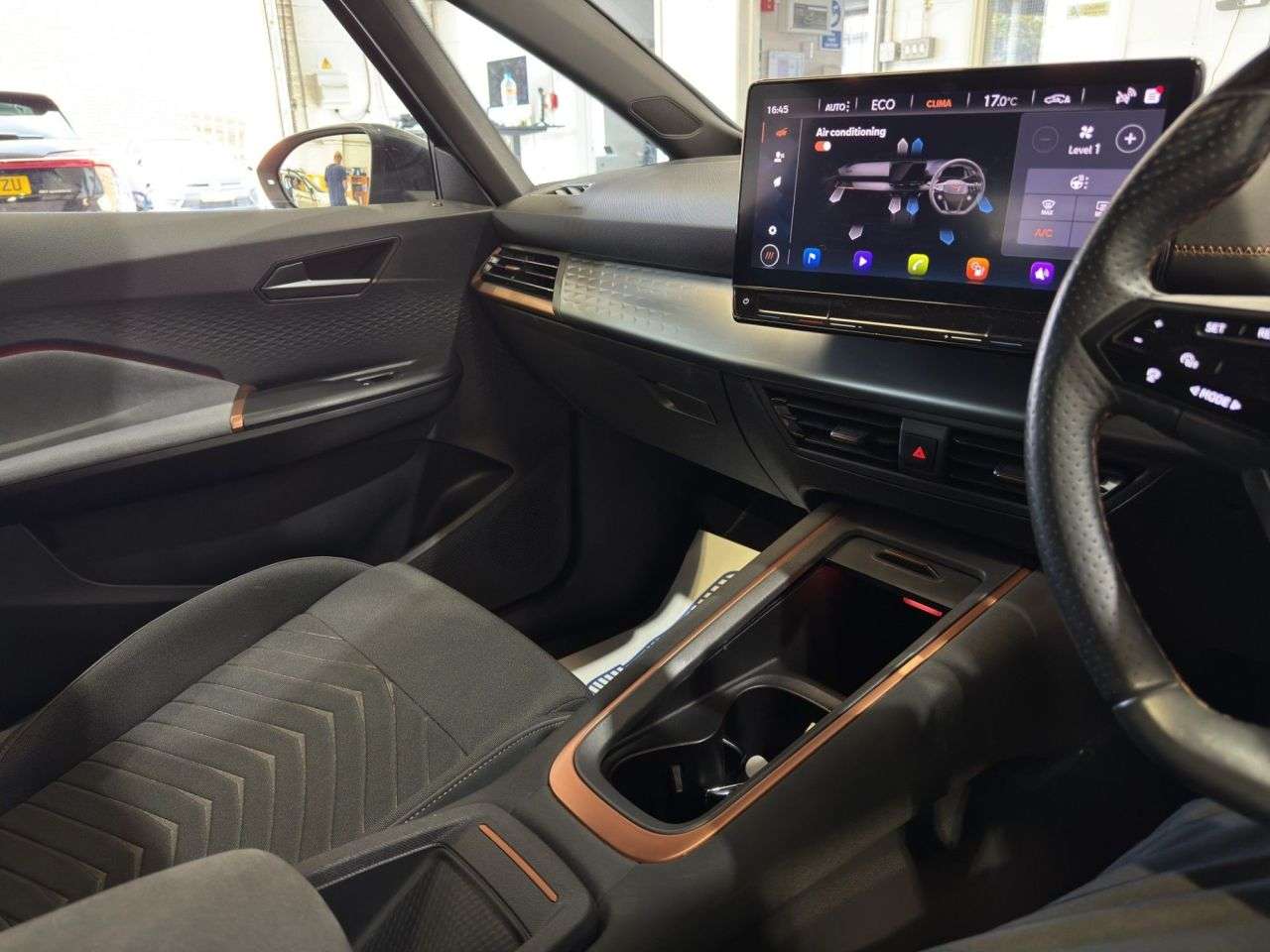 2023 CUPRA BORN 2023 CUPRA BORN