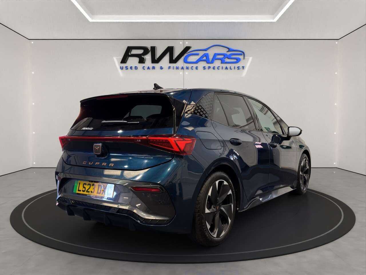2023 CUPRA BORN 2023 CUPRA BORN