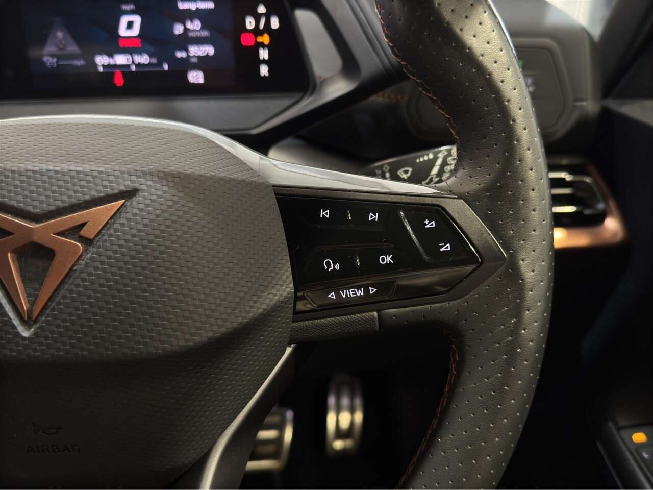 2023 CUPRA BORN 2023 CUPRA BORN