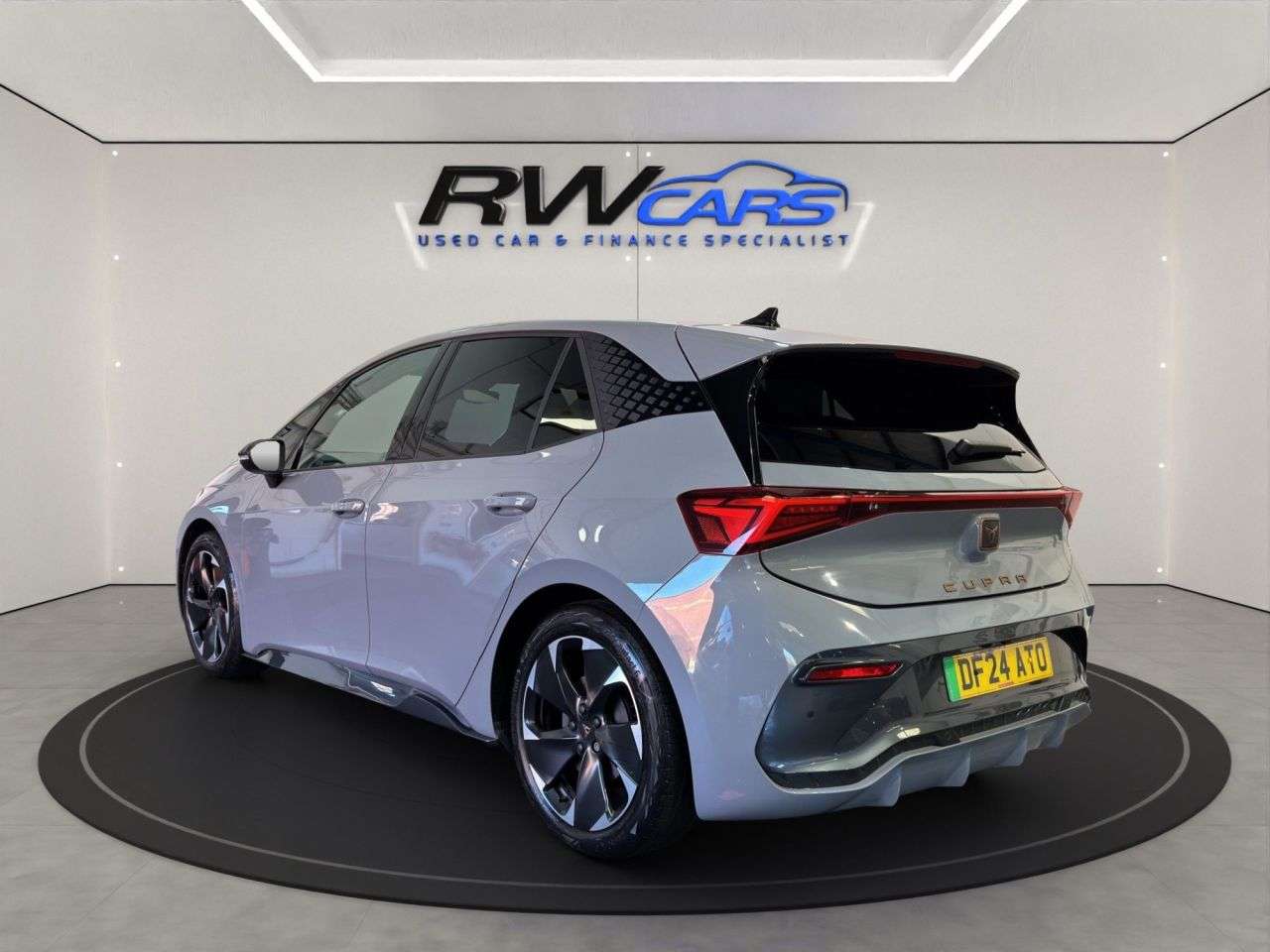 A 2024 CUPRA BORN 58kWh V2 Hatchback 5dr Electric Auto (204 ps) A 2024 CUPRA BORN 58kWh V2 Hatchback 5dr Electric Auto (204 ps)