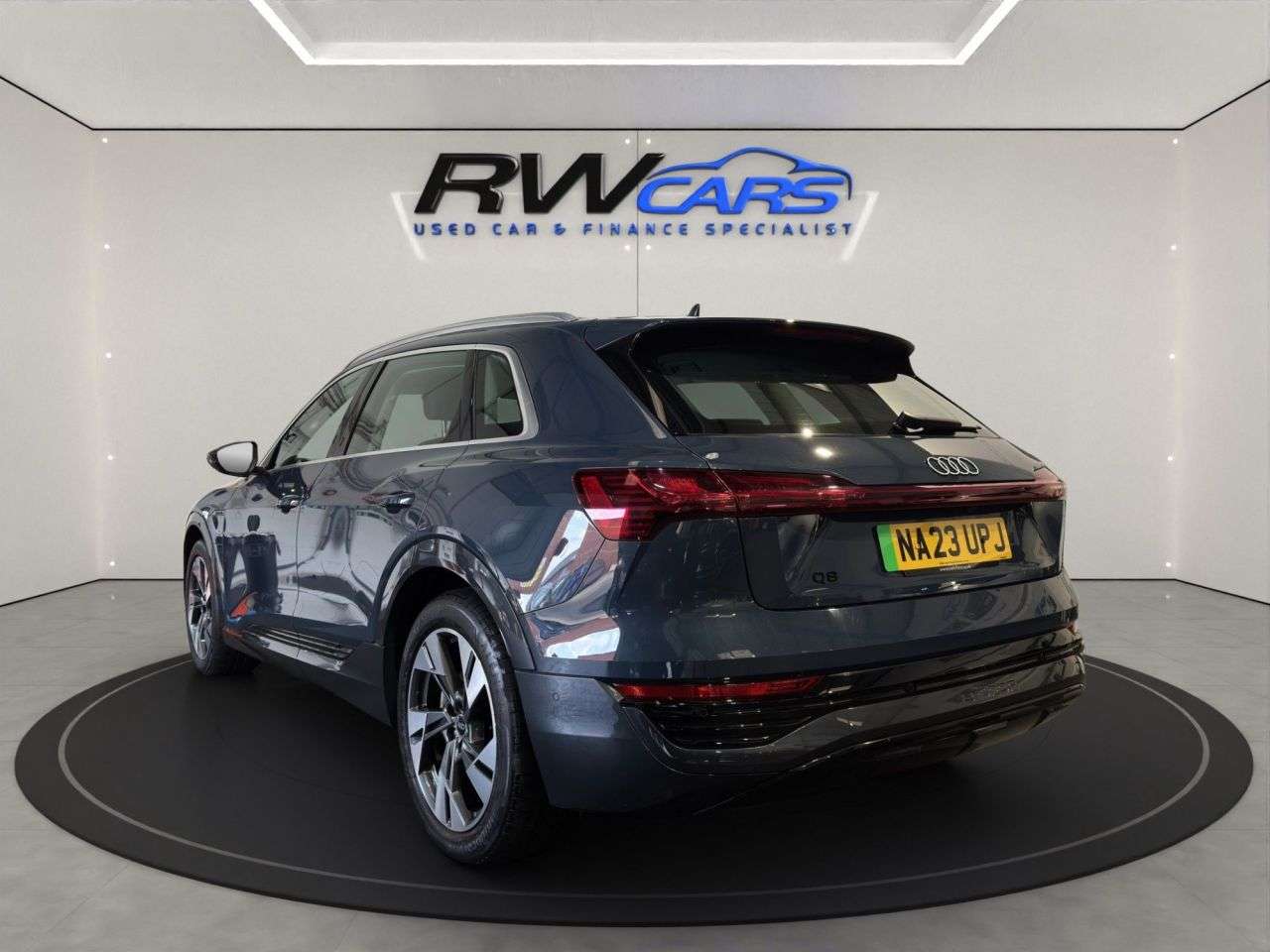 A 2023 AUDI Q8 E-TRON 50 Sport SUV 5dr Electric Auto quattro 95kWh (11kW Charger) (340 ps) A 2023 AUDI Q8 E-TRON 50 Sport SUV 5dr Electric Auto quattro 95kWh (11kW Charger) (340 ps)