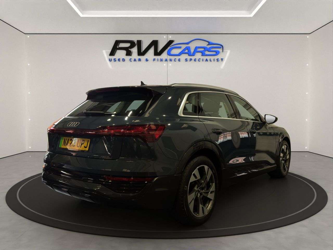 2023 AUDI Q8 E-TRON 2023 AUDI Q8 E-TRON