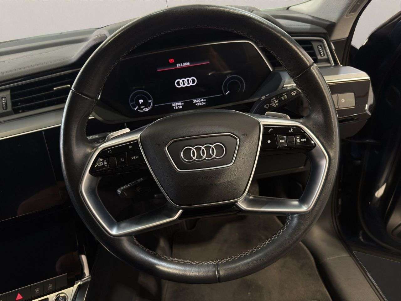 2023 AUDI Q8 E-TRON 2023 AUDI Q8 E-TRON