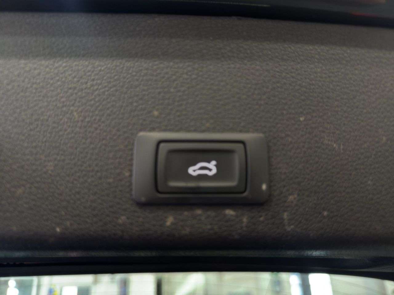 2023 AUDI Q8 E-TRON 2023 AUDI Q8 E-TRON