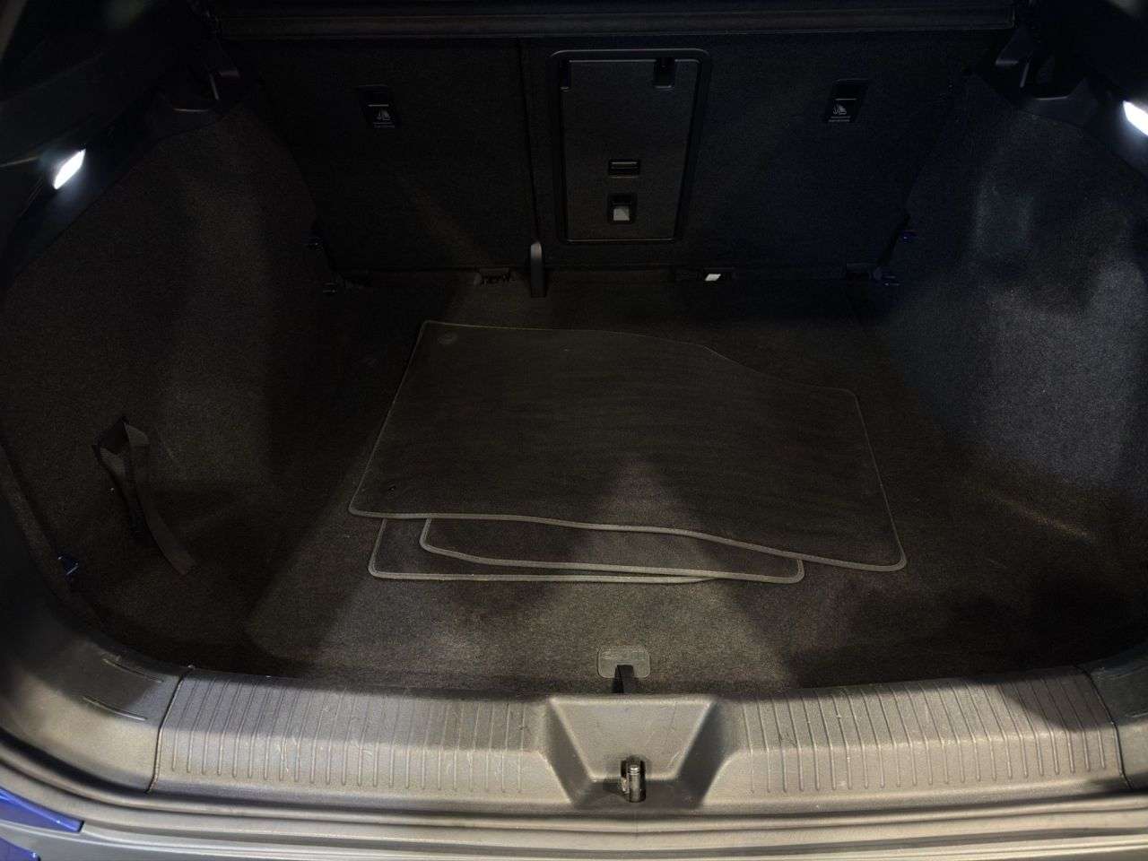 2023 VOLKSWAGEN ID.4 2023 VOLKSWAGEN ID.4