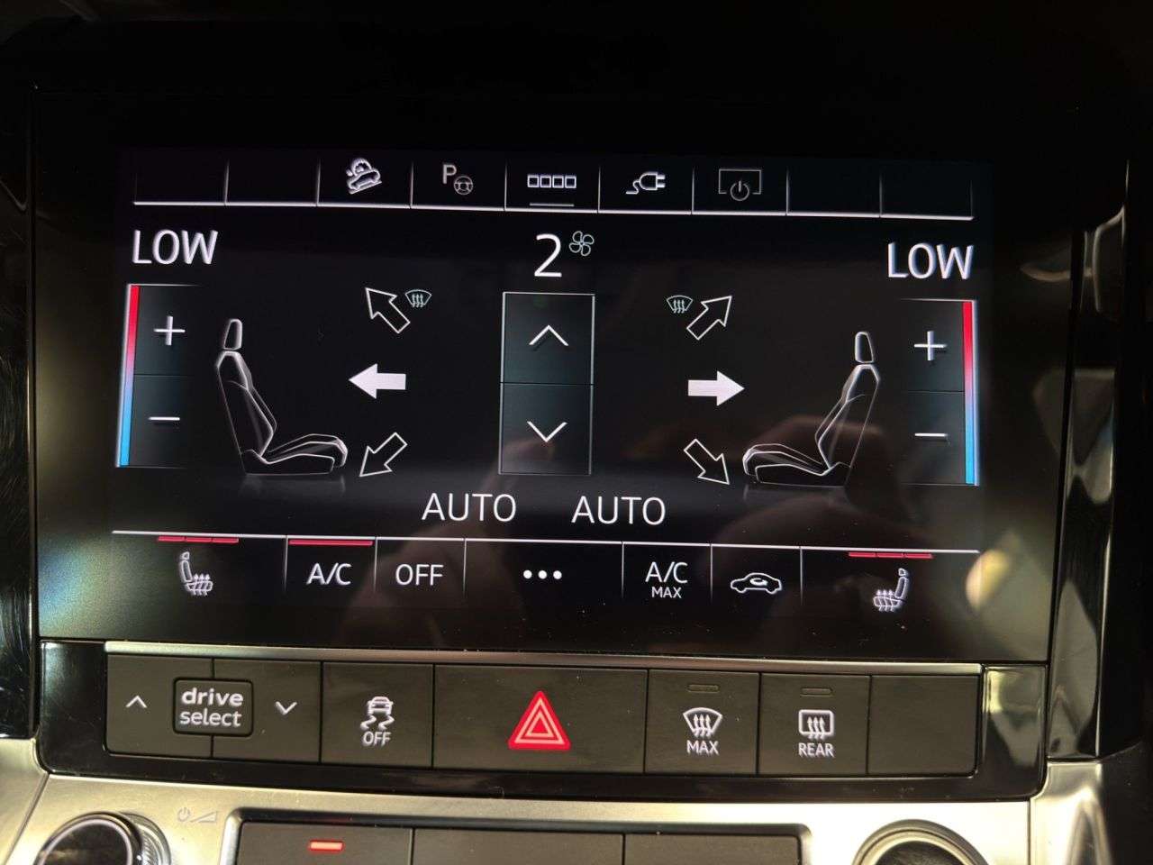 2023 AUDI Q8 E-TRON 2023 AUDI Q8 E-TRON