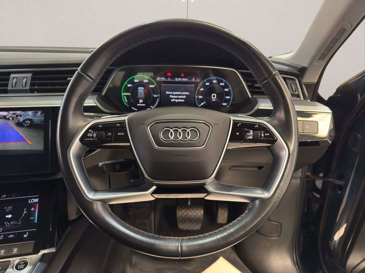 2023 AUDI Q8 E-TRON 2023 AUDI Q8 E-TRON