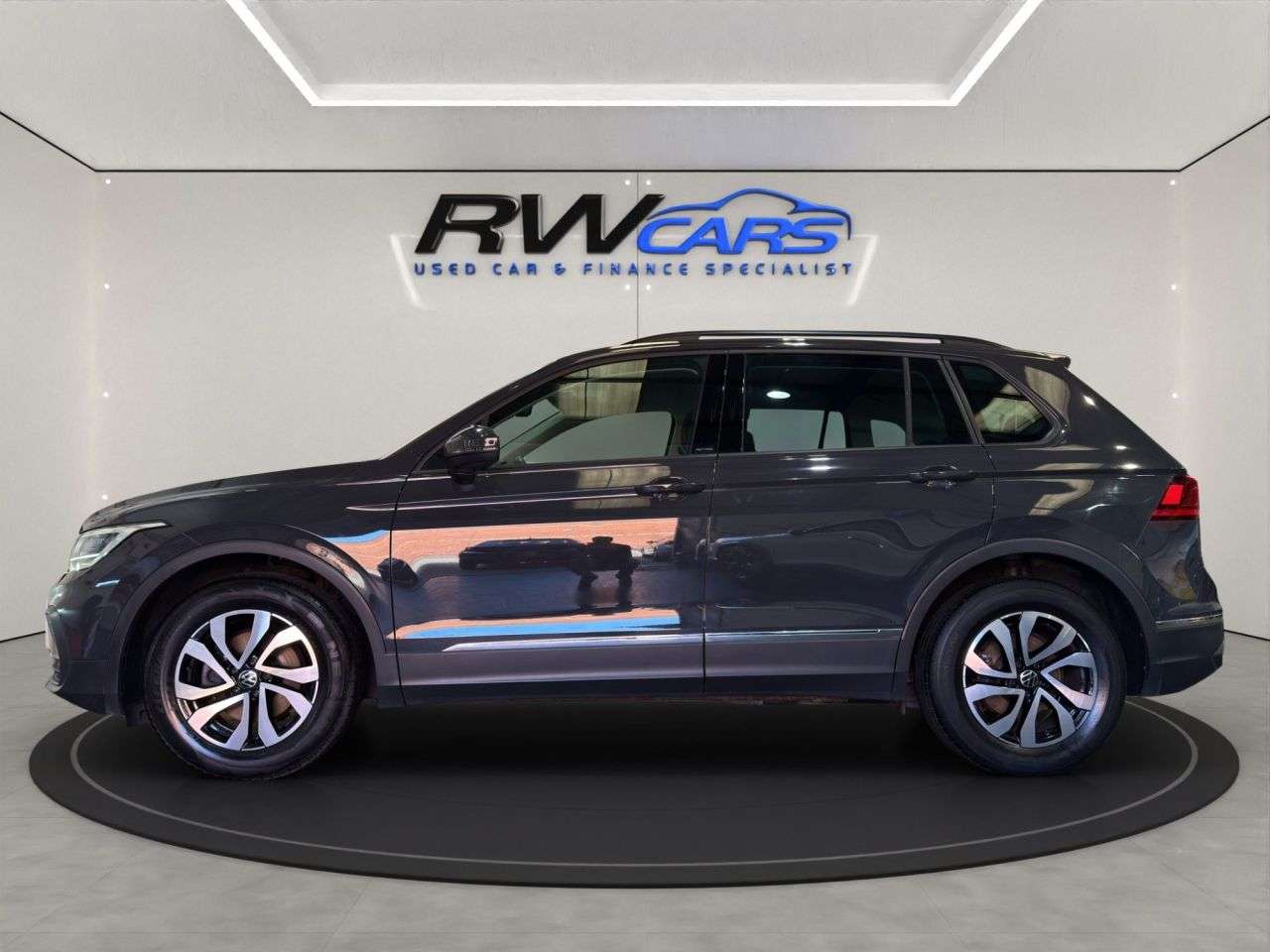 A 2022 VOLKSWAGEN TIGUAN 1.5 TSI Active SUV 5dr Petrol Manual Euro 6 (s/s) (150 ps) A 2022 VOLKSWAGEN TIGUAN 1.5 TSI Active SUV 5dr Petrol Manual Euro 6 (s/s) (150 ps)