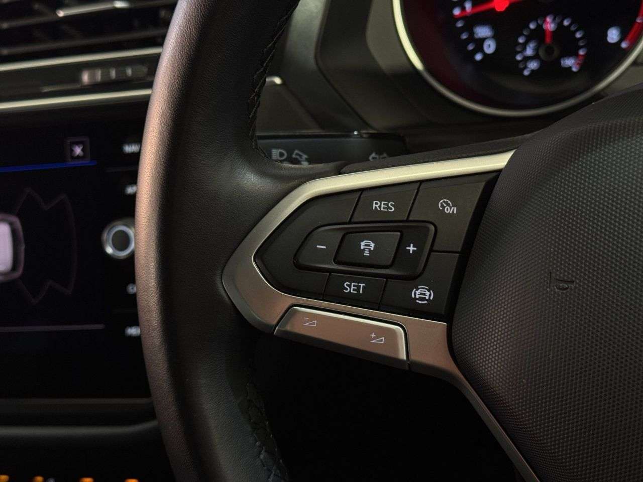 2022 VOLKSWAGEN TIGUAN 2022 VOLKSWAGEN TIGUAN