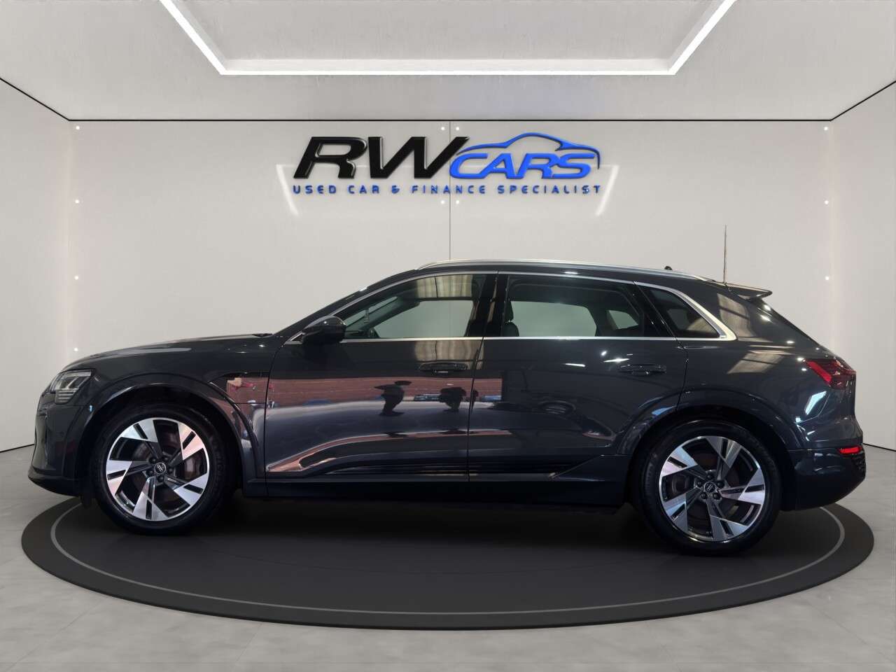A 2023 AUDI Q8 E-TRON 50 Sport SUV 5dr Electric Auto quattro 95kWh (11kW Charger) (340 ps) A 2023 AUDI Q8 E-TRON 50 Sport SUV 5dr Electric Auto quattro 95kWh (11kW Charger) (340 ps)