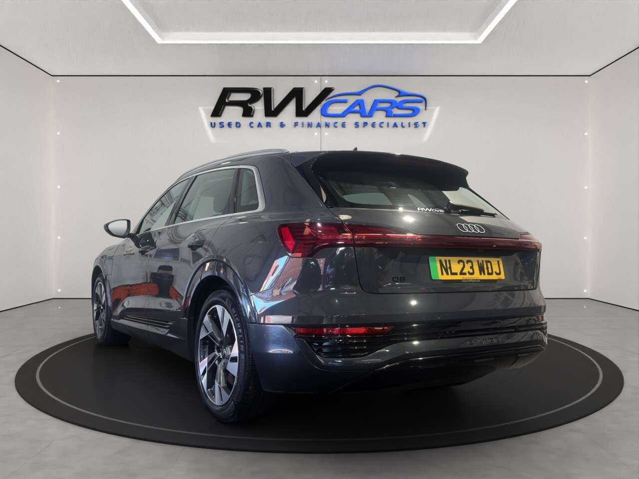 A 2023 AUDI Q8 E-TRON 50 Sport SUV 5dr Electric Auto quattro 95kWh (11kW Charger) (340 ps) A 2023 AUDI Q8 E-TRON 50 Sport SUV 5dr Electric Auto quattro 95kWh (11kW Charger) (340 ps)