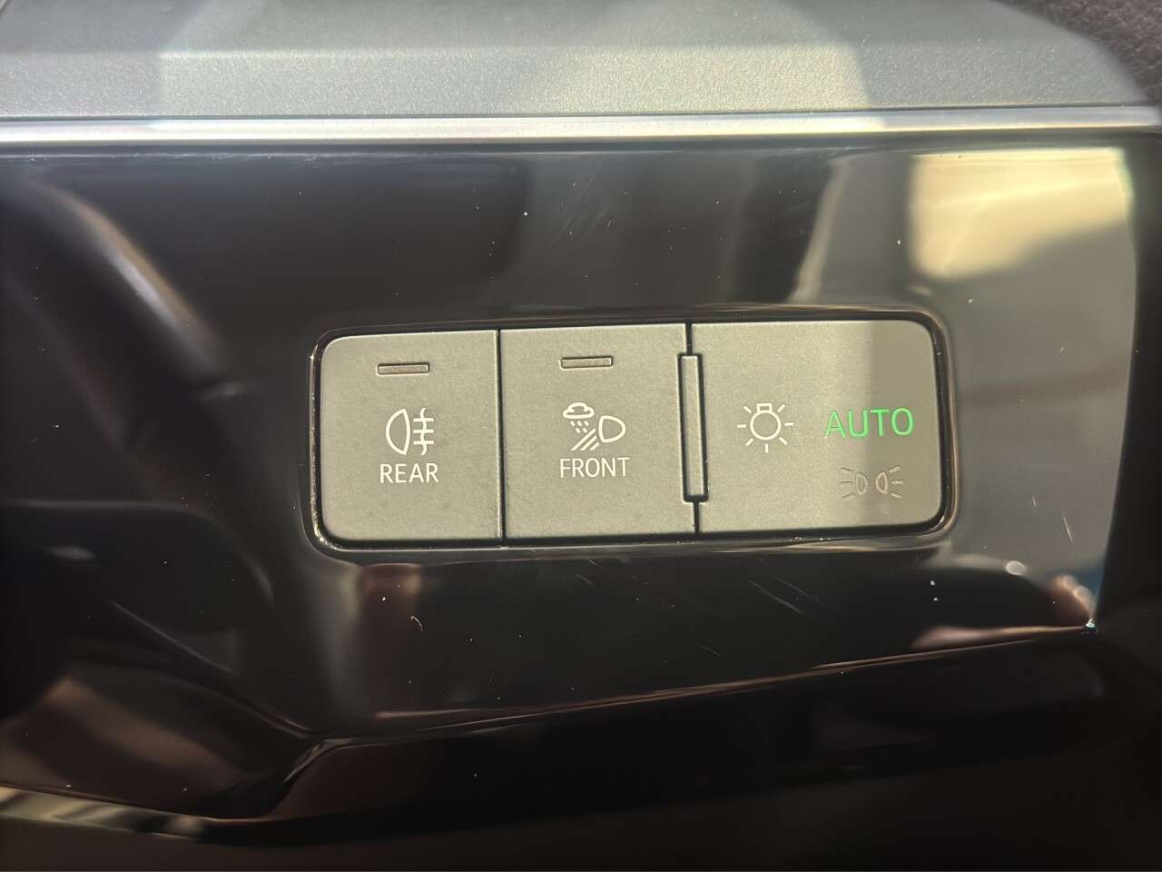 2023 AUDI Q8 E-TRON 2023 AUDI Q8 E-TRON