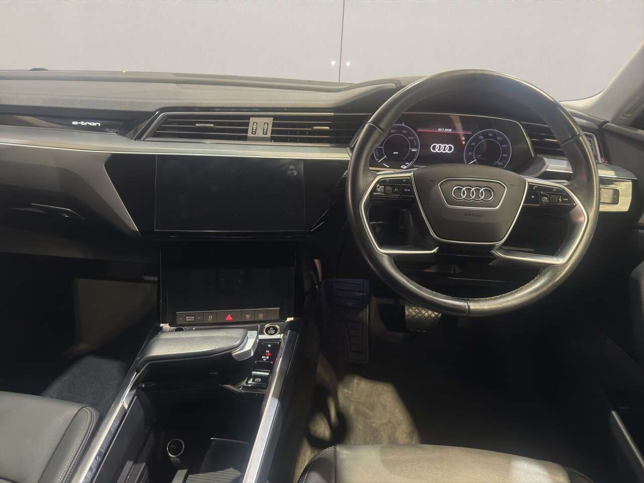 2023 AUDI Q8 E-TRON 2023 AUDI Q8 E-TRON