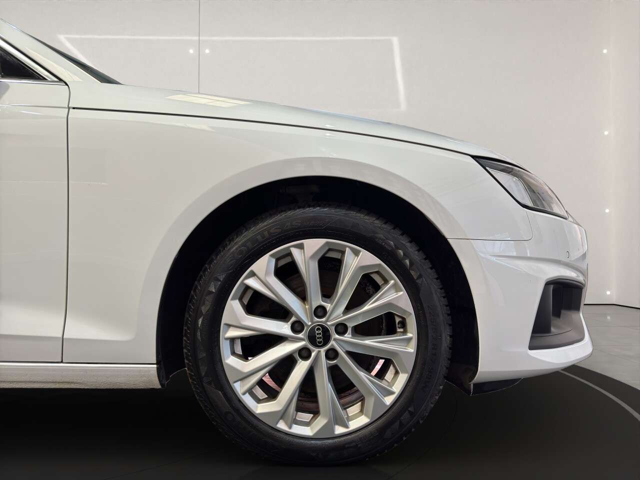 2023 AUDI A4 AVANT 2023 AUDI A4 AVANT