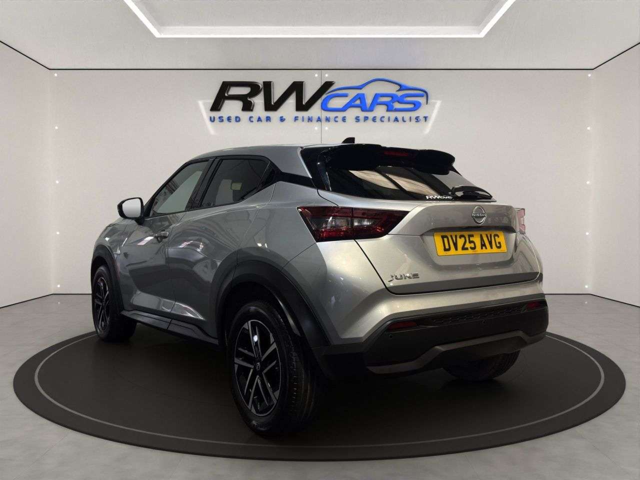 A 2025 NISSAN JUKE 1.0 DIG-T N-Connecta SUV 5dr Petrol DCT Auto Euro 6 (s/s) (114 ps) A 2025 NISSAN JUKE 1.0 DIG-T N-Connecta SUV 5dr Petrol DCT Auto Euro 6 (s/s) (114 ps)
