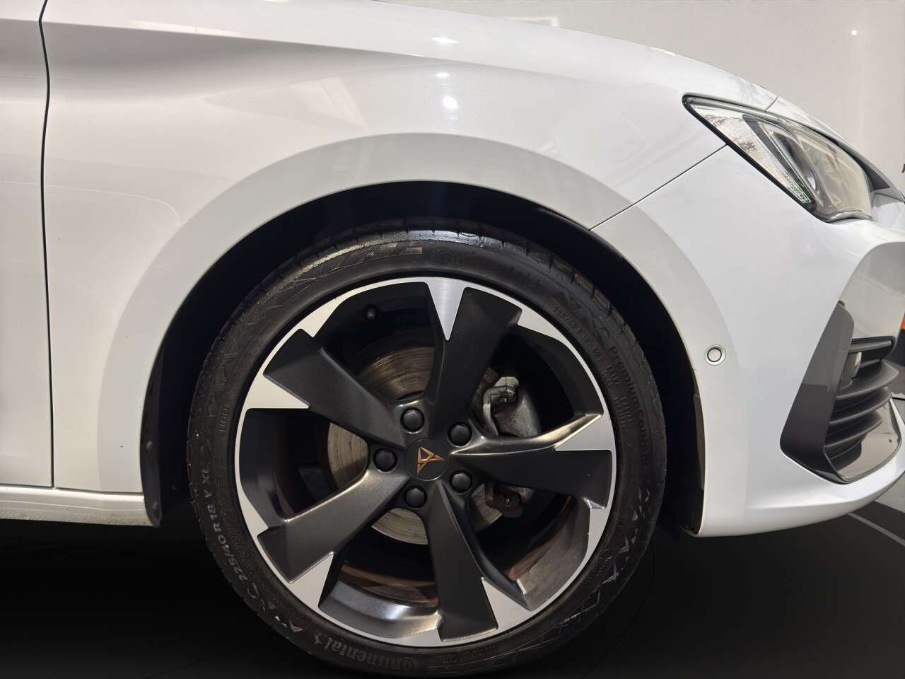 2023 CUPRA LEON 2023 CUPRA LEON