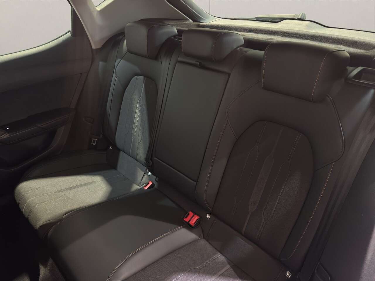 2023 CUPRA LEON 2023 CUPRA LEON