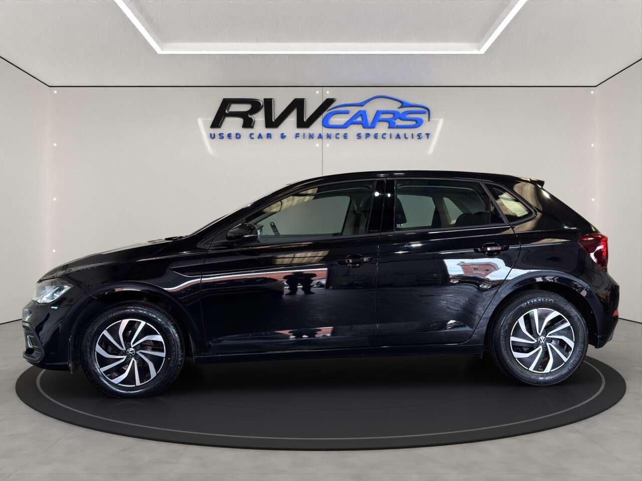 A 2023 VOLKSWAGEN POLO 1.0 TSI Life Hatchback 5dr Petrol Manual Euro 6 (s/s) (95 ps) A 2023 VOLKSWAGEN POLO 1.0 TSI Life Hatchback 5dr Petrol Manual Euro 6 (s/s) (95 ps)