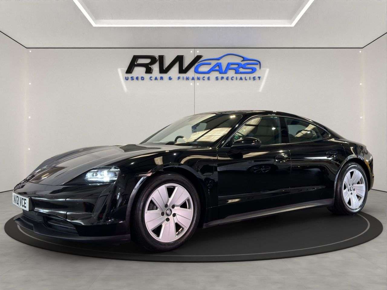 A 2021 PORSCHE TAYCAN Performance 79.2kWh Saloon 4dr Electric Auto RWD (408 ps) A 2021 PORSCHE TAYCAN Performance 79.2kWh Saloon 4dr Electric Auto RWD (408 ps)