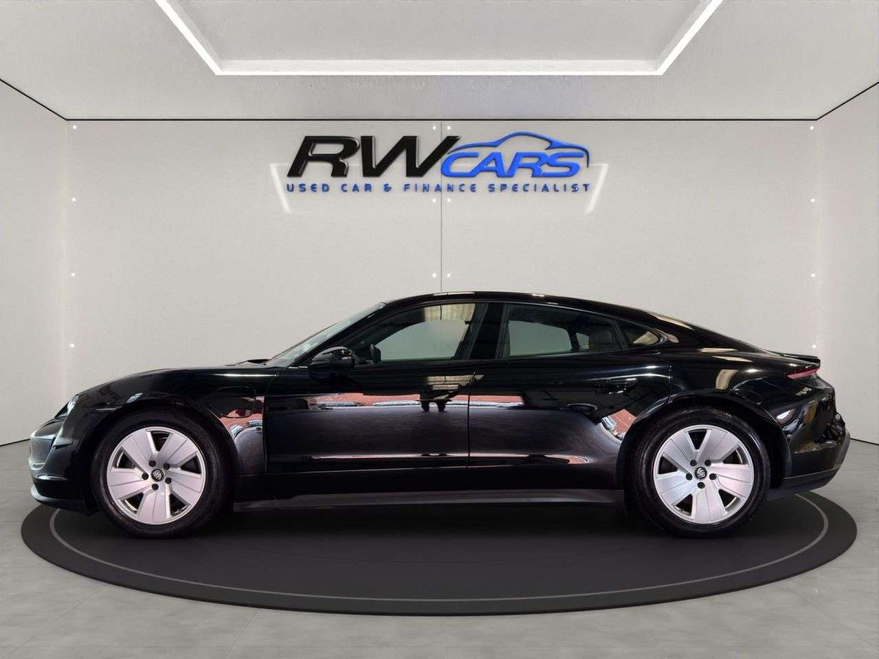 A 2021 PORSCHE TAYCAN Performance 79.2kWh Saloon 4dr Electric Auto RWD (408 ps) A 2021 PORSCHE TAYCAN Performance 79.2kWh Saloon 4dr Electric Auto RWD (408 ps)