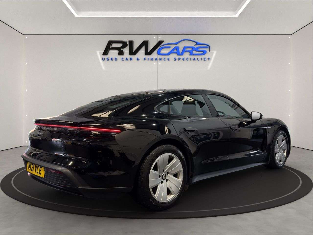 2021 PORSCHE TAYCAN 2021 PORSCHE TAYCAN