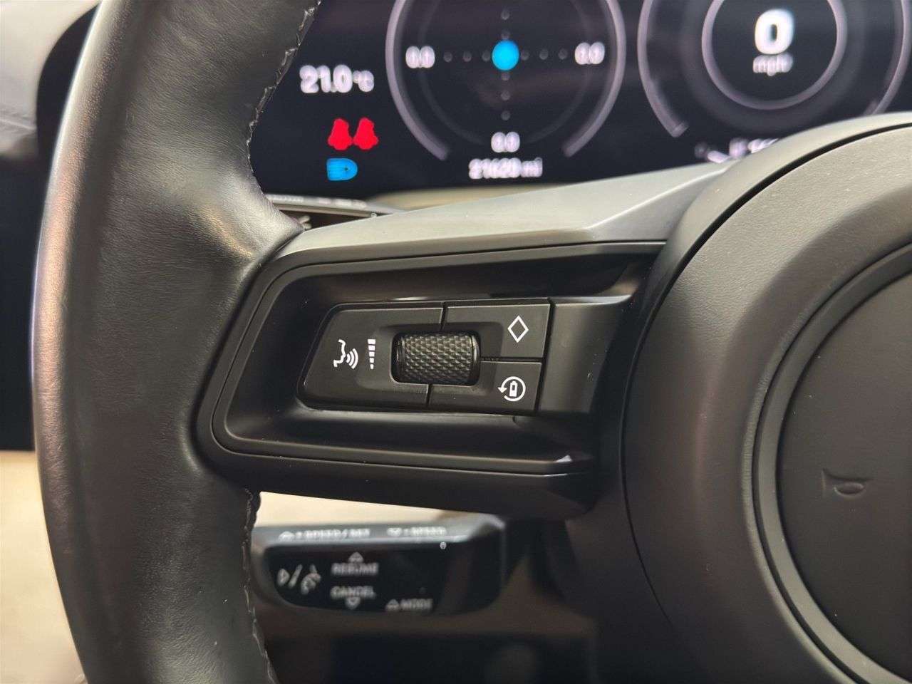 2021 PORSCHE TAYCAN 2021 PORSCHE TAYCAN