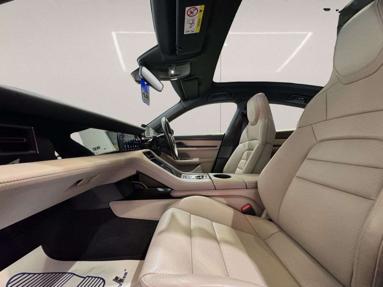 2021 PORSCHE TAYCAN 2021 PORSCHE TAYCAN