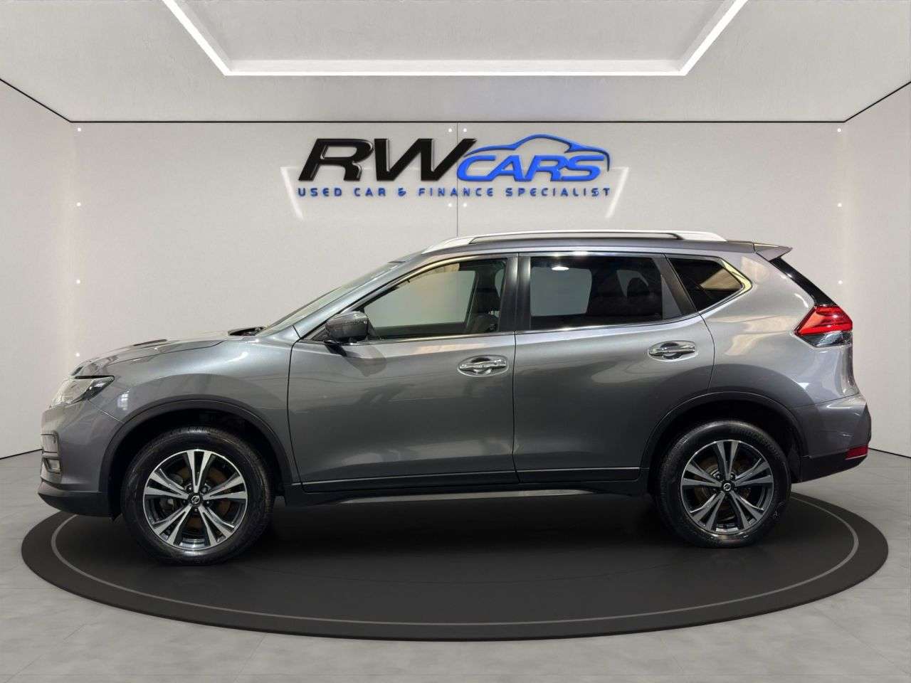A 2021 NISSAN X-TRAIL 1.7 dCi N-Connecta SUV 5dr Diesel Manual Euro 6 (s/s) (150 ps) A 2021 NISSAN X-TRAIL 1.7 dCi N-Connecta SUV 5dr Diesel Manual Euro 6 (s/s) (150 ps)
