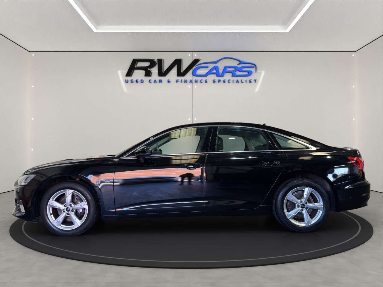 A 2022 AUDI A6 SALOON 2.0 TFSI 40 Sport Saloon 4dr Petrol S Tronic Euro 6 (s/s) (204 ps) A 2022 AUDI A6 SALOON 2.0 TFSI 40 Sport Saloon 4dr Petrol S Tronic Euro 6 (s/s) (204 ps)