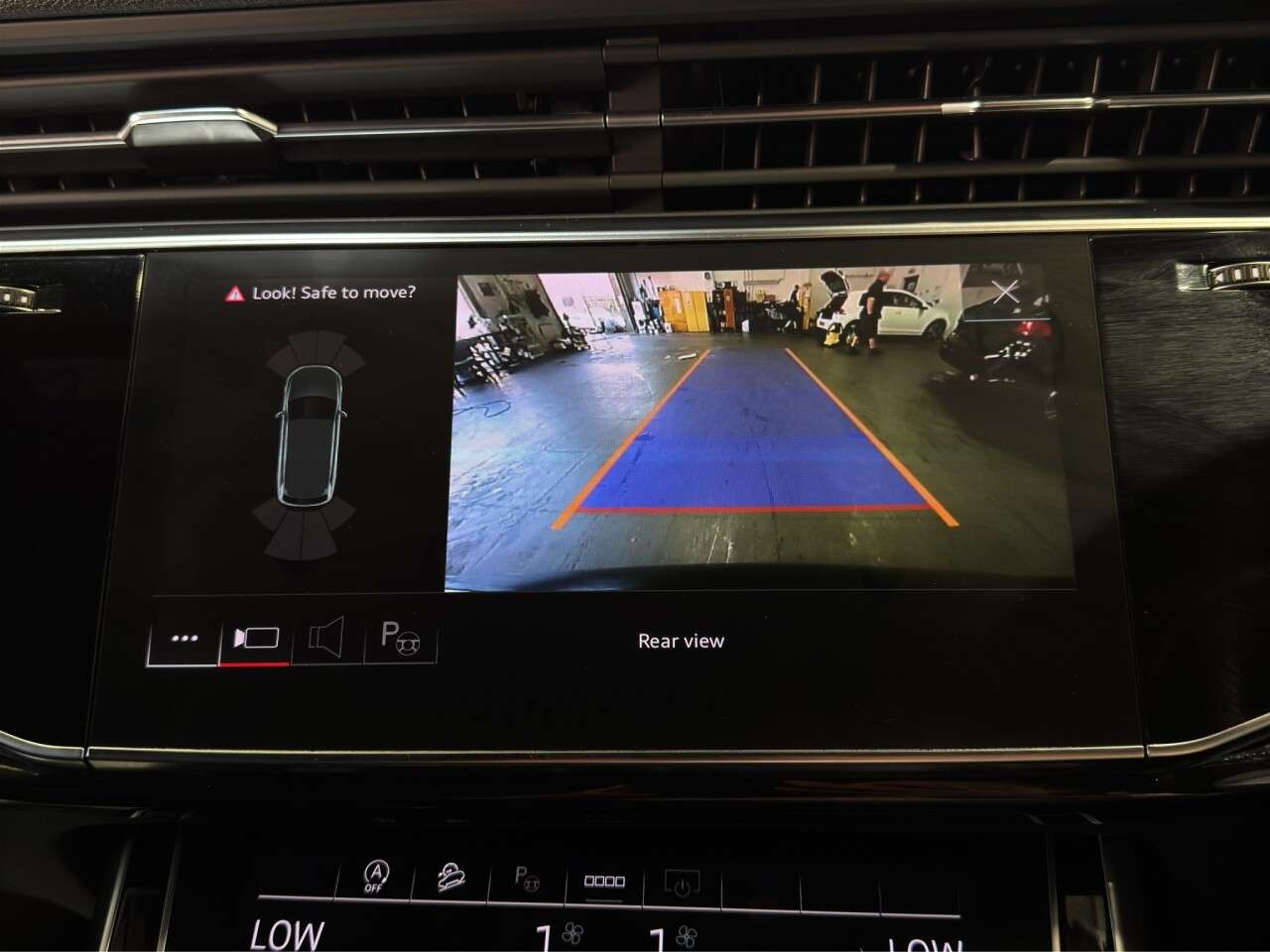 2022 AUDI Q7 2022 AUDI Q7