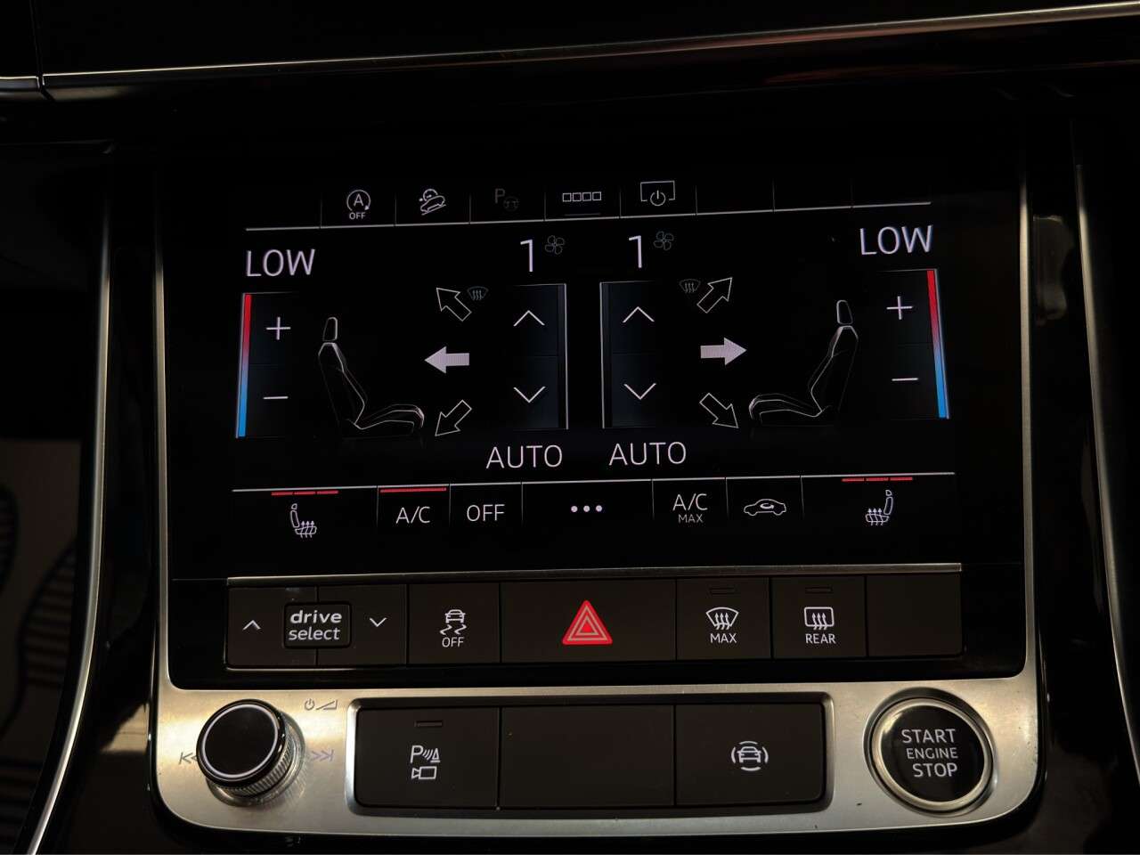 2022 AUDI Q7 2022 AUDI Q7