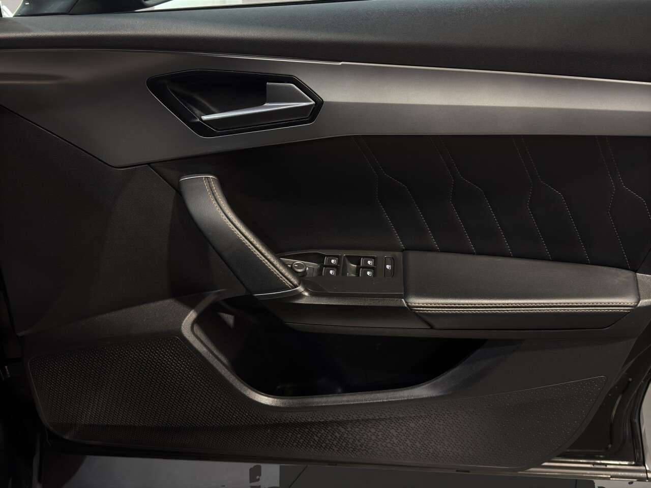 2023 CUPRA FORMENTOR 2023 CUPRA FORMENTOR
