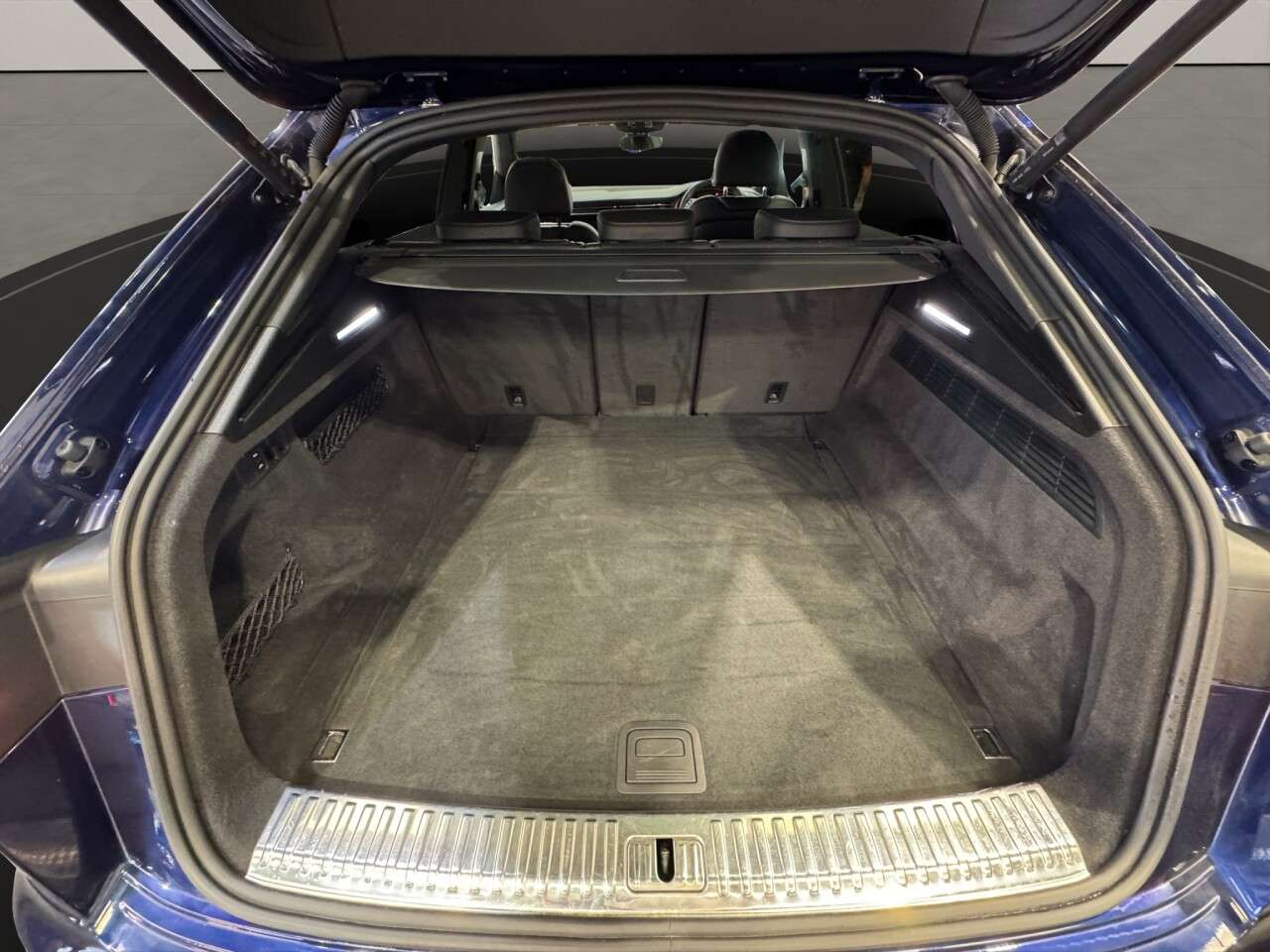 2022 AUDI Q8 2022 AUDI Q8