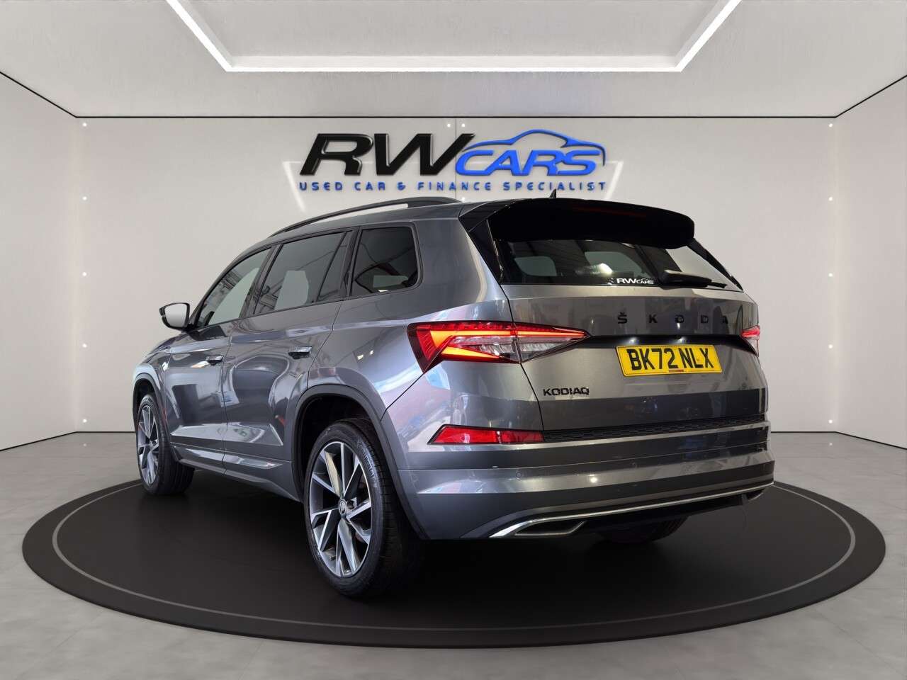 A 2022 SKODA KODIAQ 1.5 TSI ACT SportLine SUV 5dr Petrol DSG Euro 6 (s/s) (7 Seat) (150 ps) A 2022 SKODA KODIAQ 1.5 TSI ACT SportLine SUV 5dr Petrol DSG Euro 6 (s/s) (7 Seat) (150 ps)