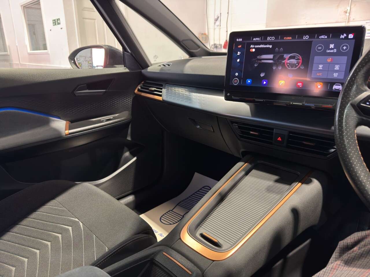 2023 CUPRA BORN 2023 CUPRA BORN