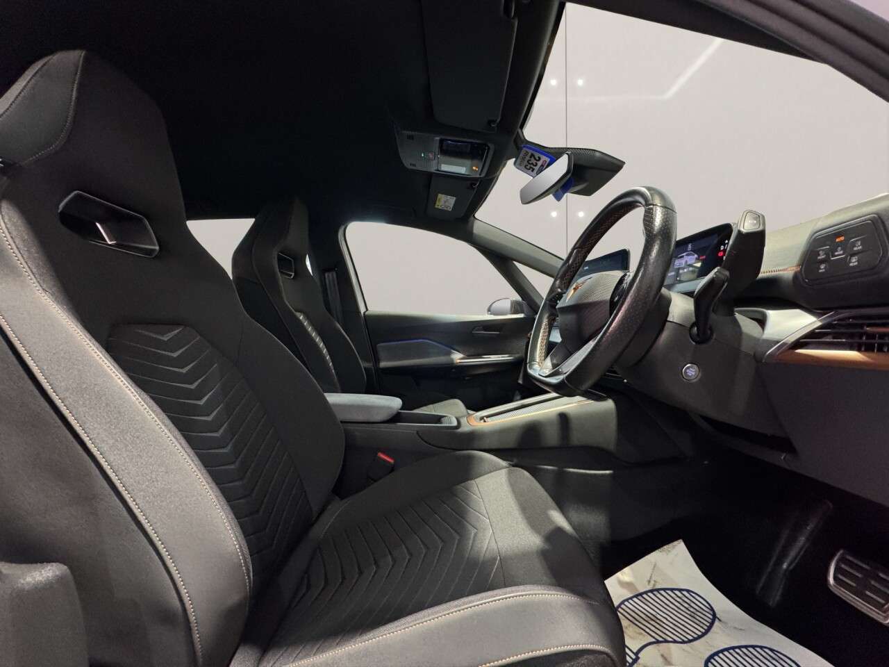 2023 CUPRA BORN 2023 CUPRA BORN