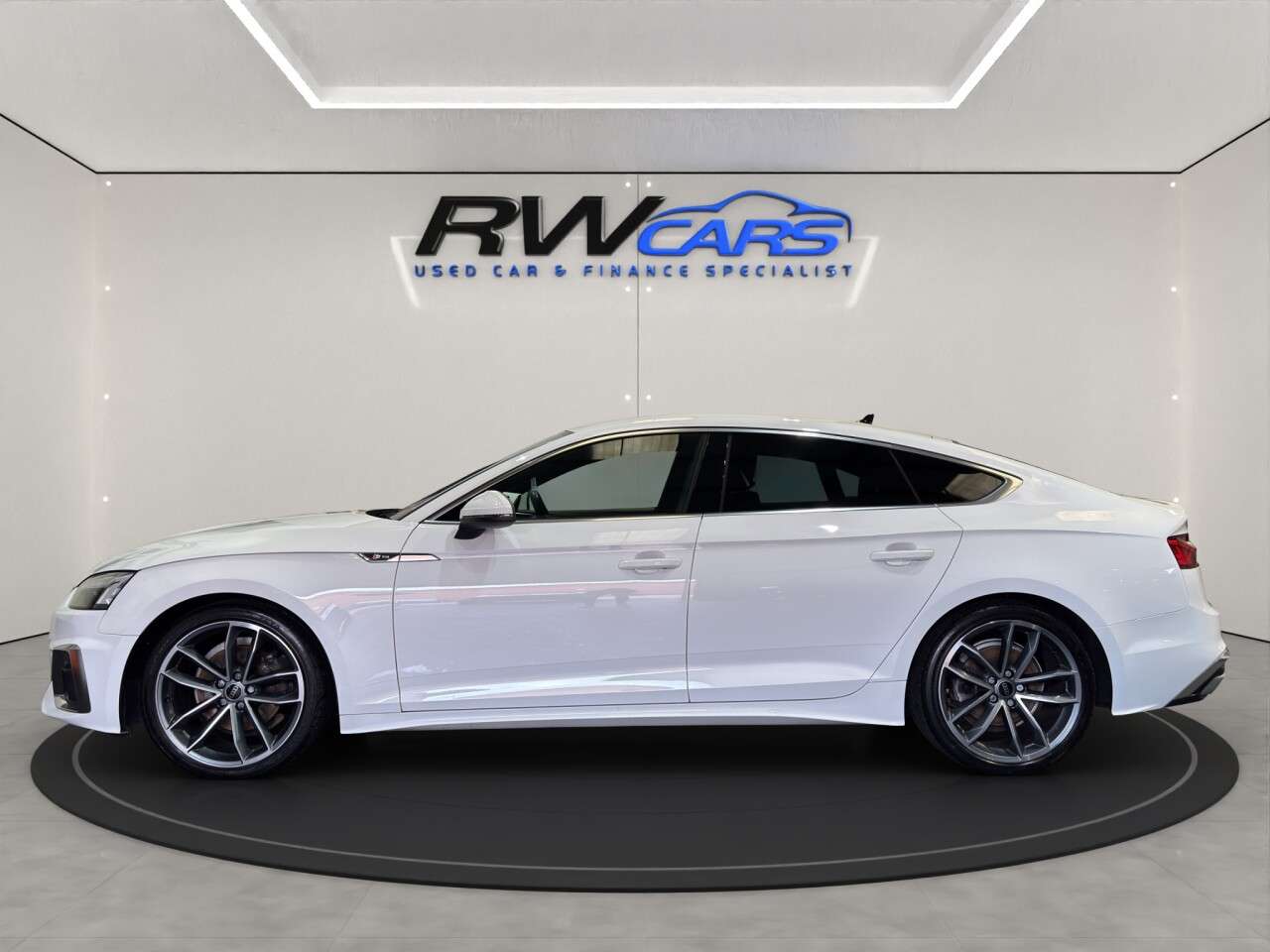 A 2023 AUDI A5 2.0 TDI 35 S line Sportback 5dr Diesel S Tronic Euro 6 (s/s) (163 ps) A 2023 AUDI A5 2.0 TDI 35 S line Sportback 5dr Diesel S Tronic Euro 6 (s/s) (163 ps)